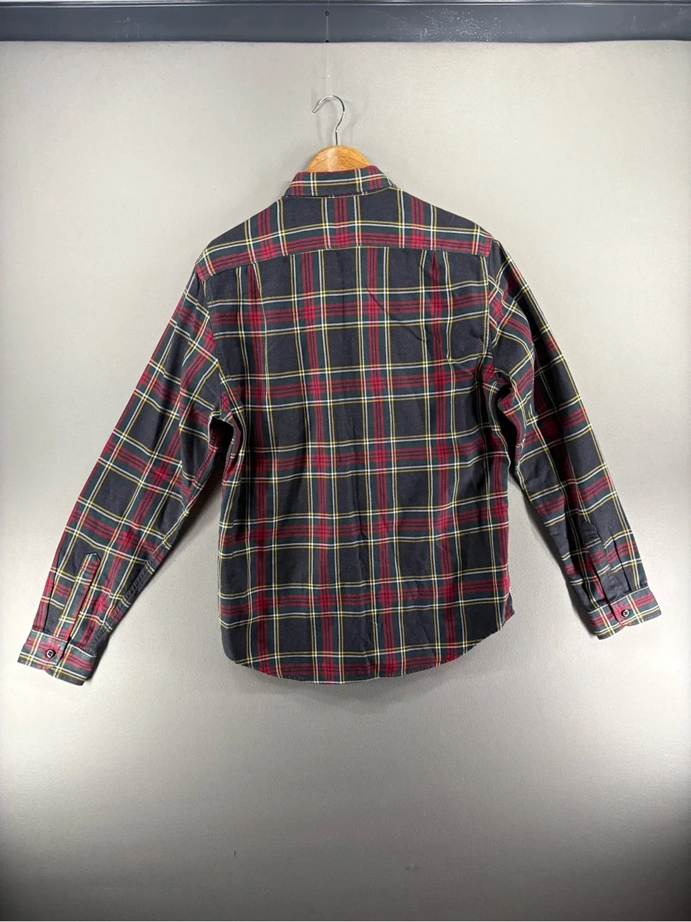J Crew Button Up Shirt Men's Medium Regular Fit Plaid Navy Sportsmens Outfitter